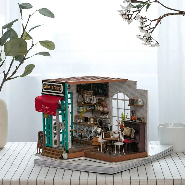 Simon`s Coffee Shop / Miniaturhaus